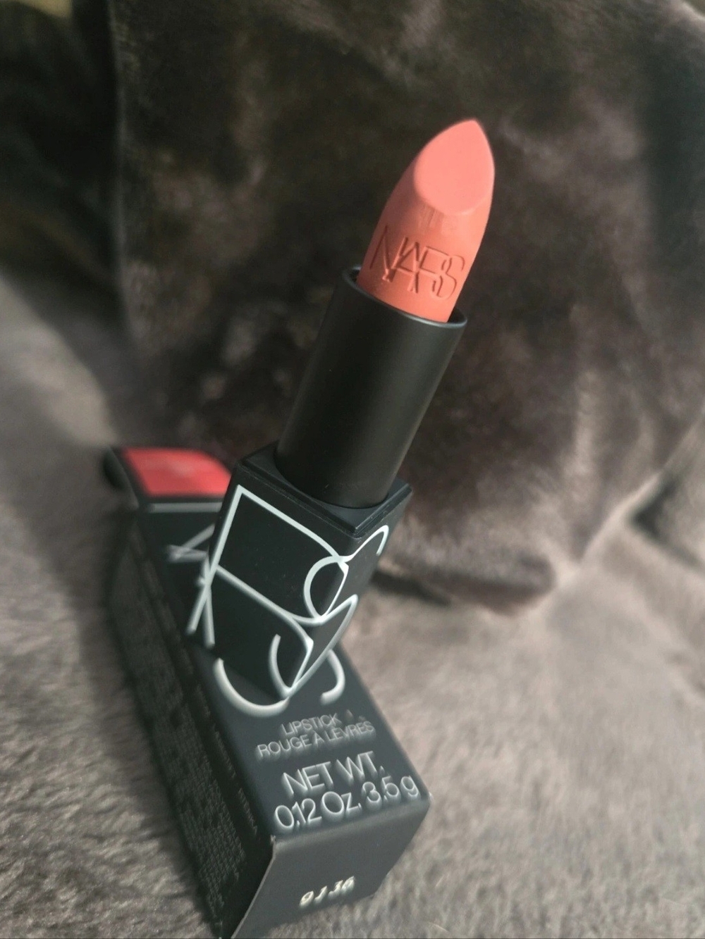 Discontinued NARS Satin Lipstick — Raw Seduction